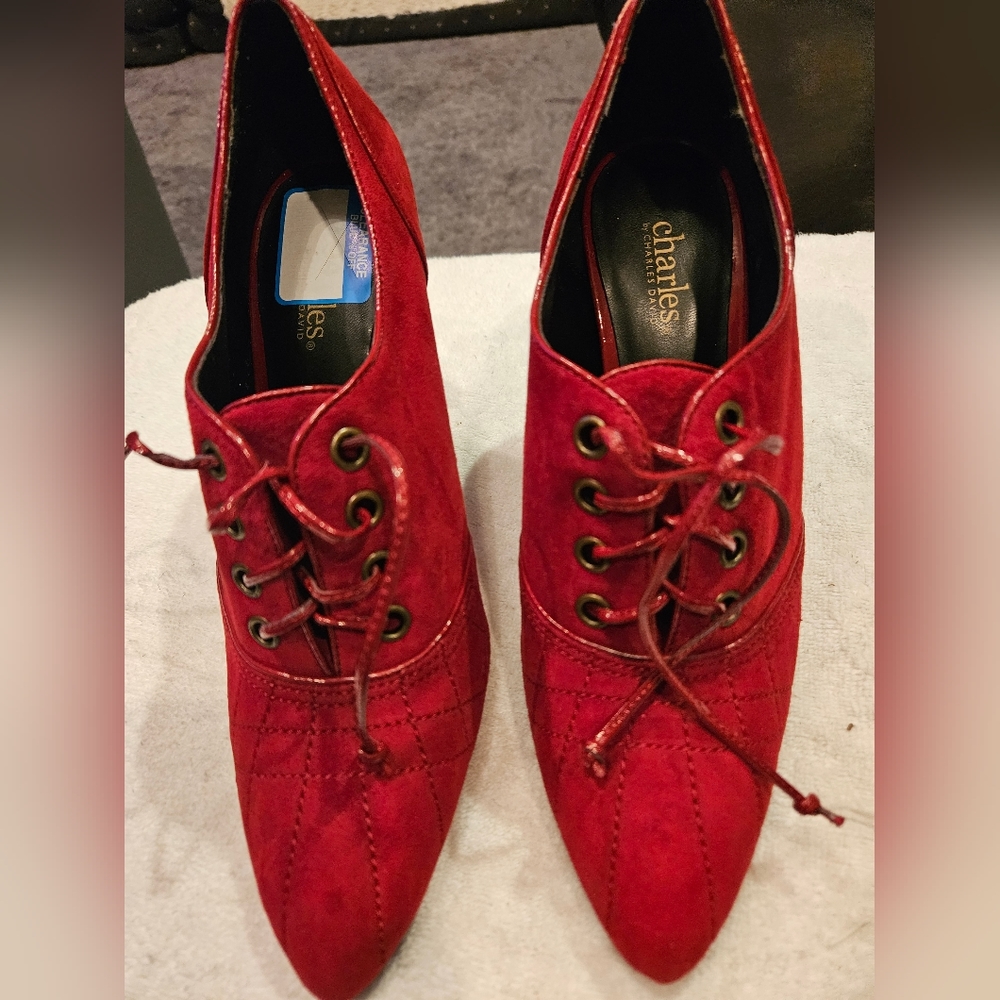CHARLES DAVID HEELS